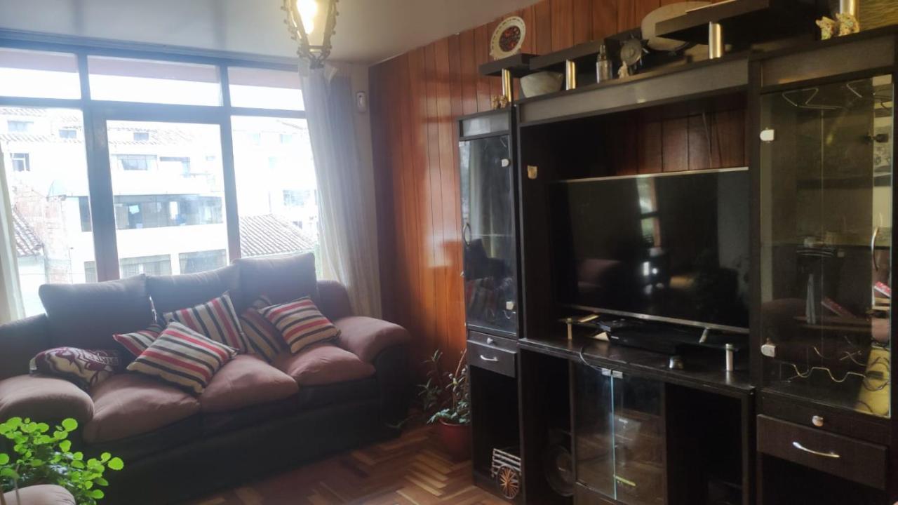 Brizio Guest House クスコ エクステリア 写真